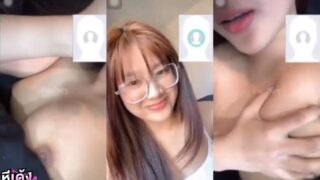 คลิปหลุด VK น้องหมวย สาวสวยสุดน่ารักรับงานเปิดกล้องคอลเสียวเลยโดนอัดคลิป เปิดกล้องโชว์นมโครตใหญ่เล่นเสียวกันโครตเด็ด